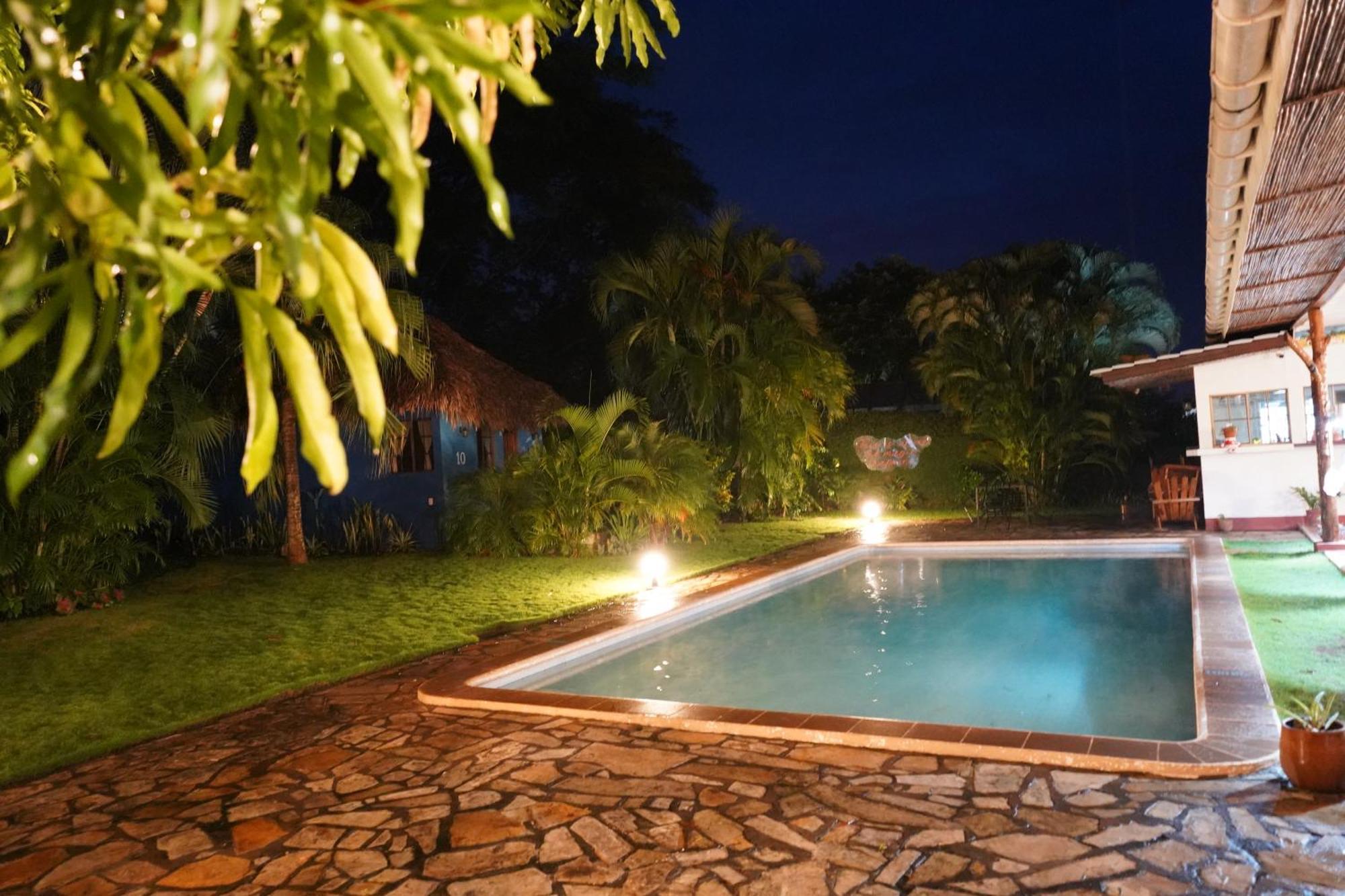 Hotel Mariposa León Esterno foto