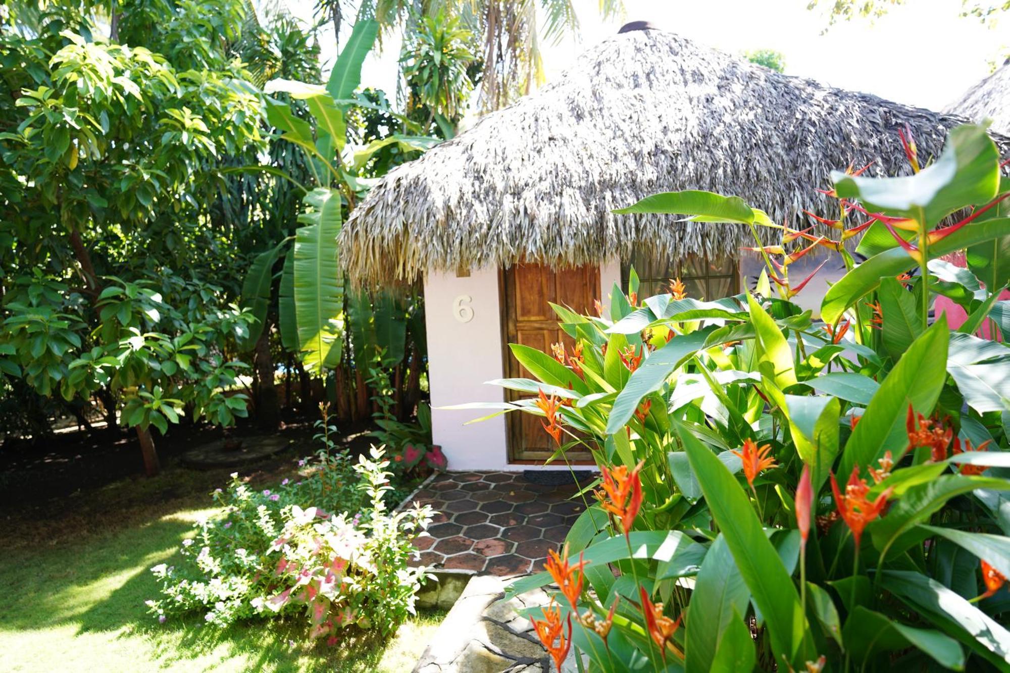 Hotel Mariposa León Esterno foto