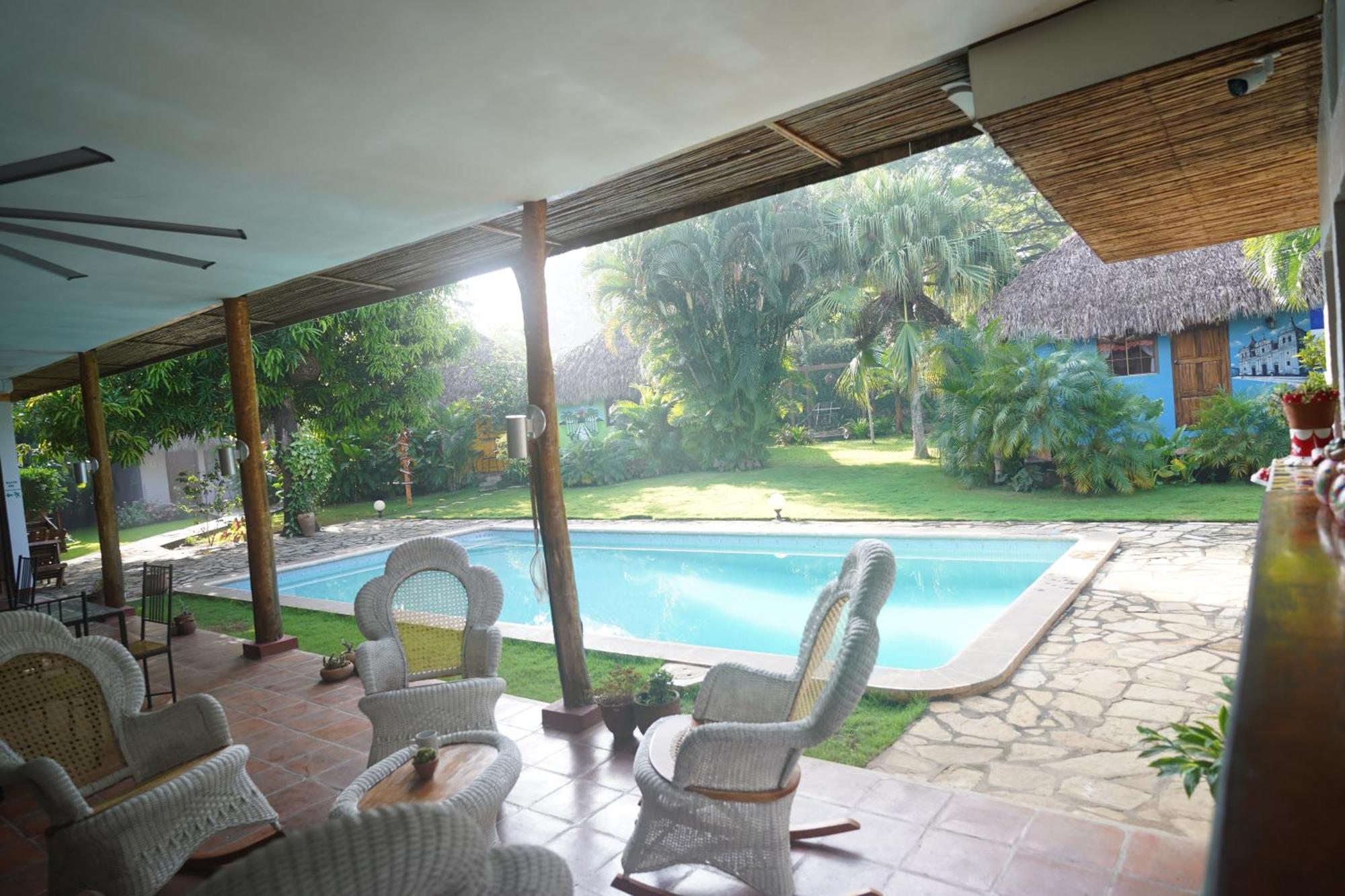 Hotel Mariposa León Esterno foto