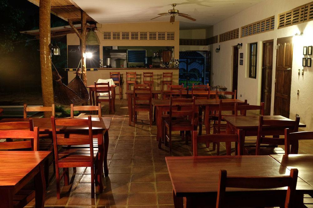 Hotel Mariposa León Esterno foto