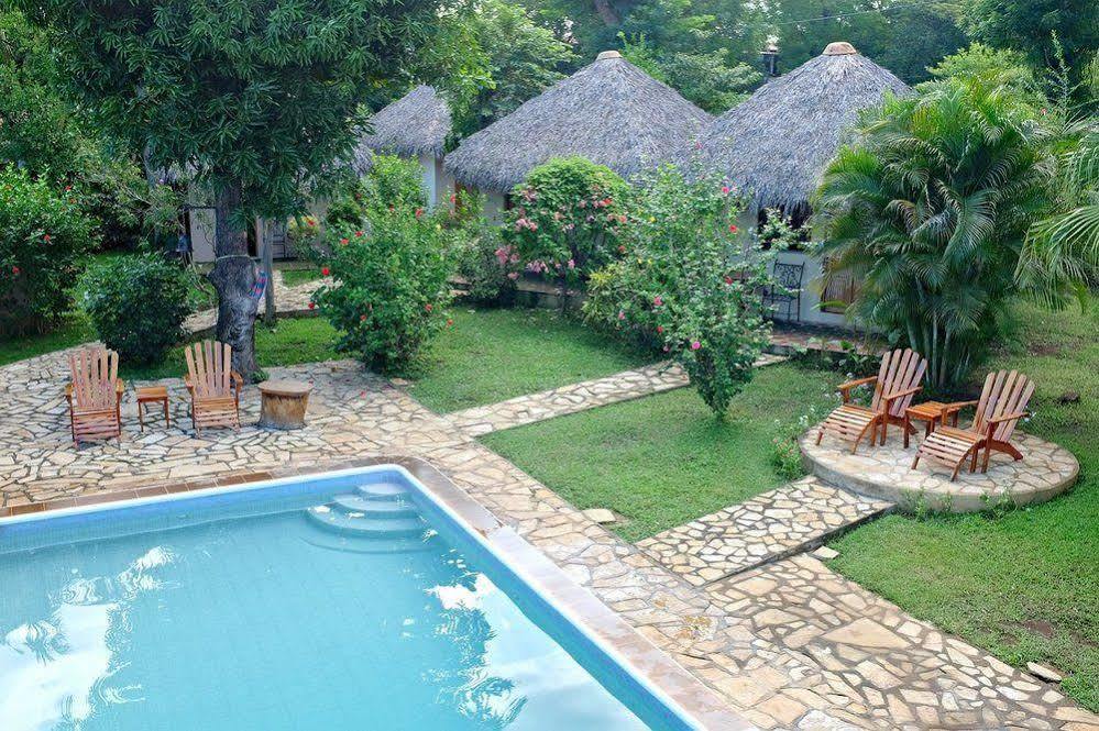 Hotel Mariposa León Esterno foto